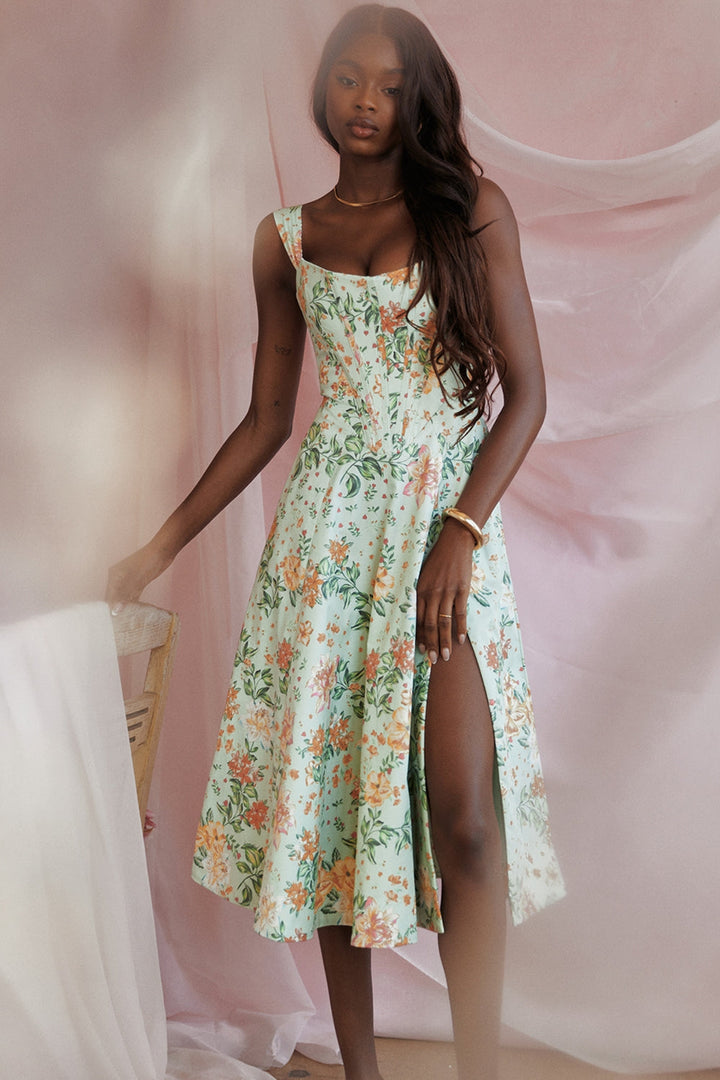 Elara Floral Breeze Midi Elbise