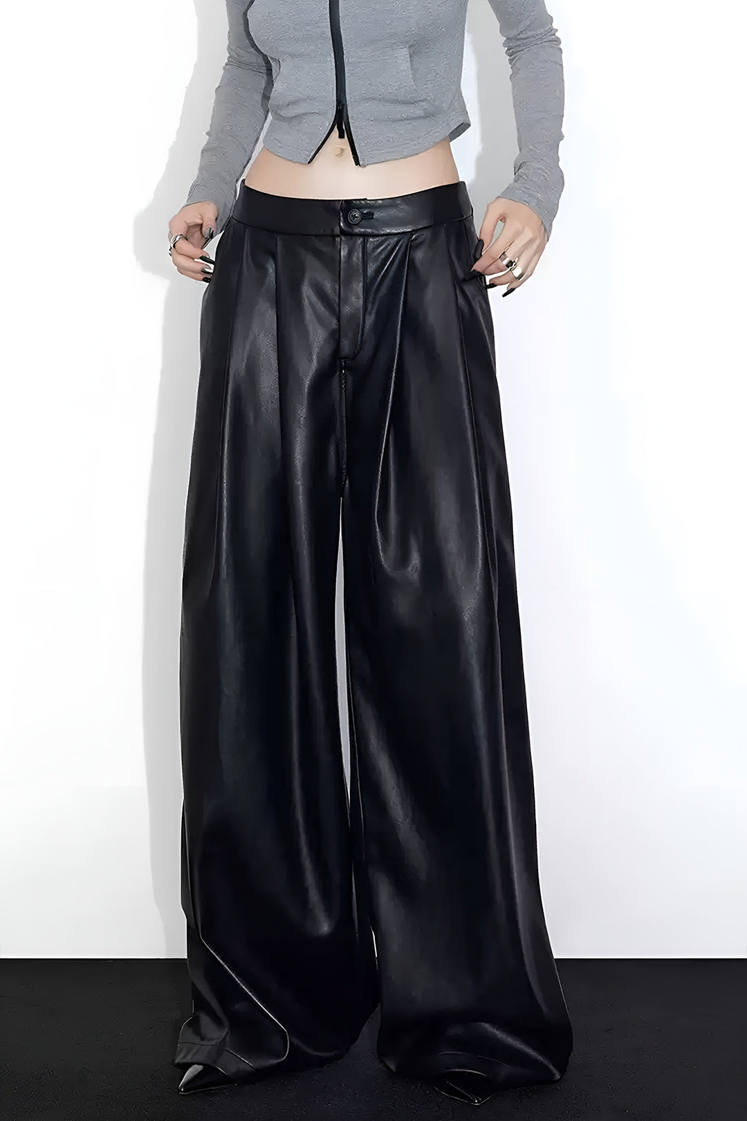 Bold Luxe Leather Pantolon