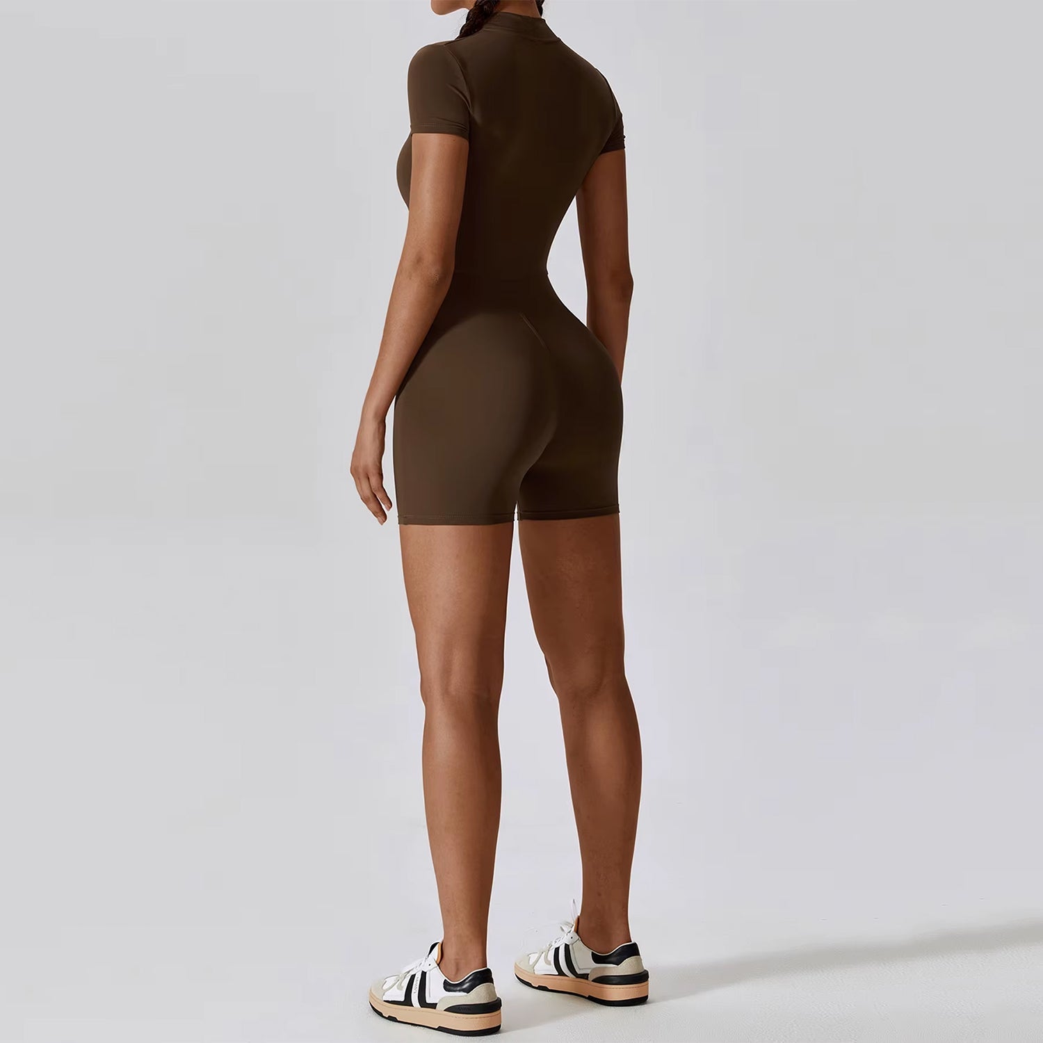 Mono Short Avelia