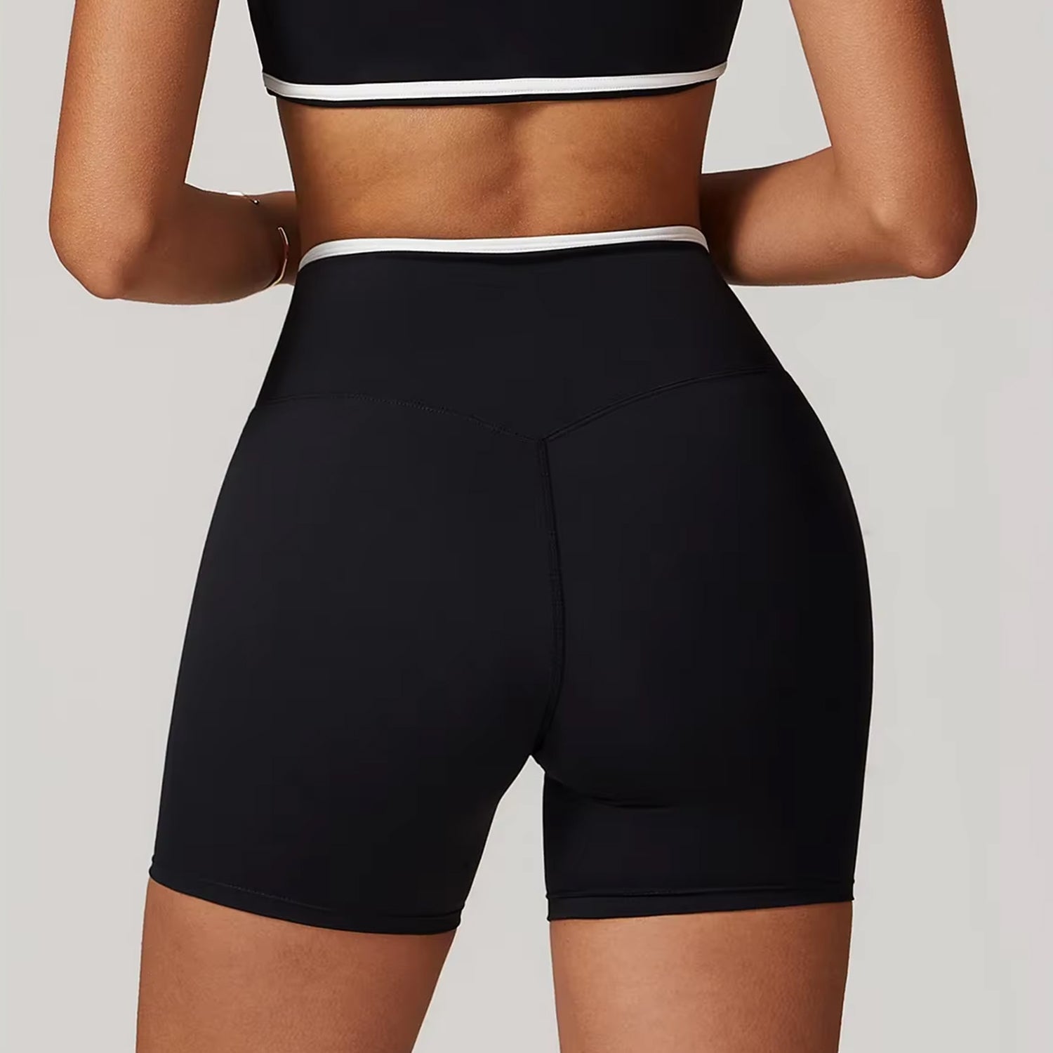 Short Biker Linea