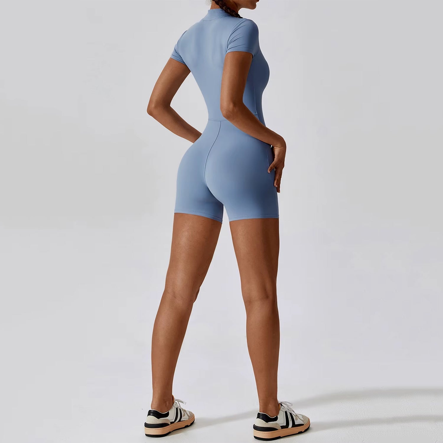 Mono Short Avelia
