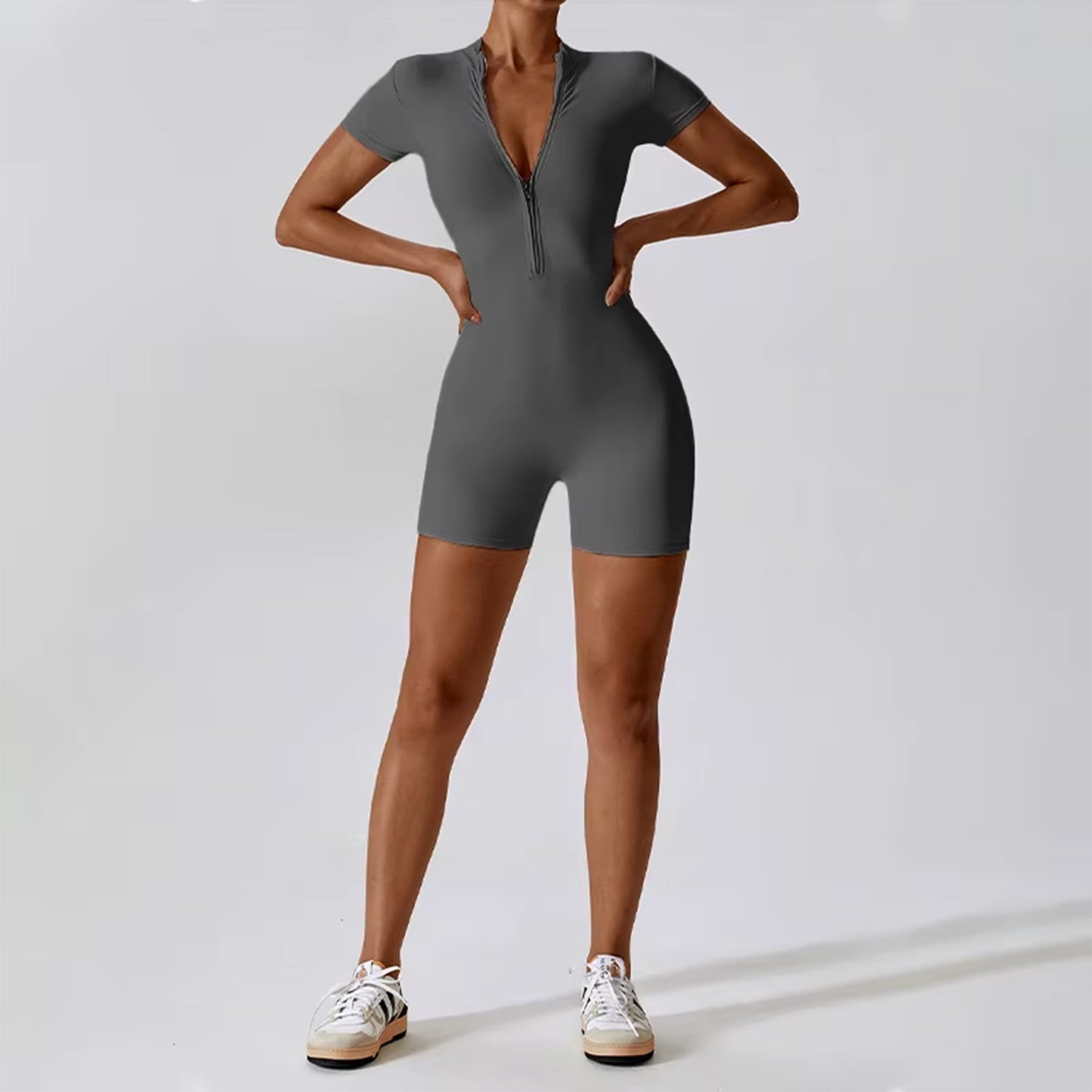Mono Short Avelia