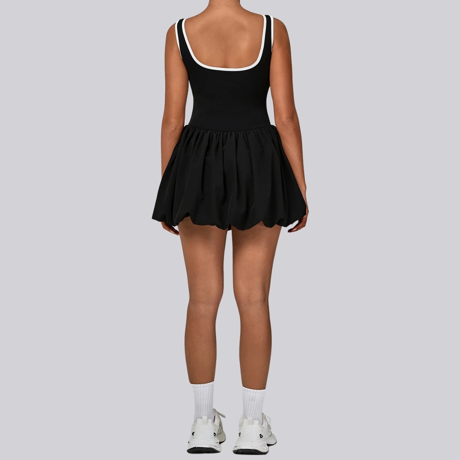 Vestido Court Flow