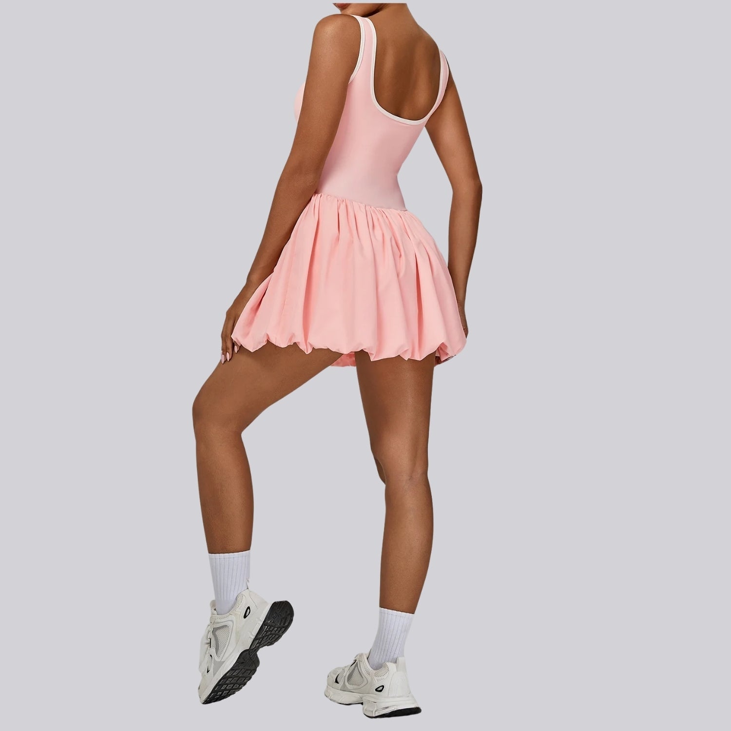 Vestido Court Flow