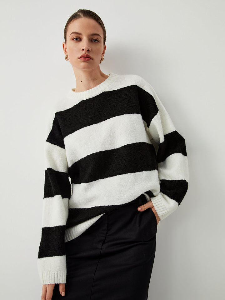 Contrast Color Striped Trendy Crew Neck Kazak