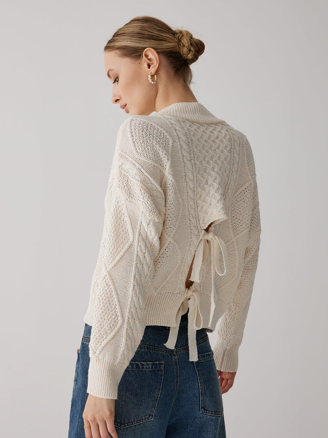 Cable Knit Graceful Tie Back Kazak