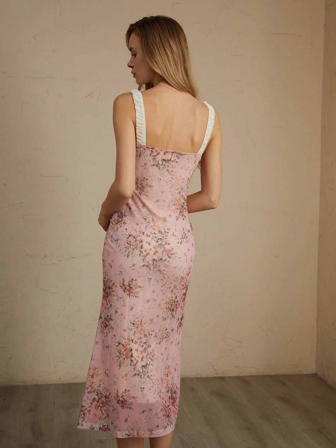 Blossom Elegance Midi Elbise