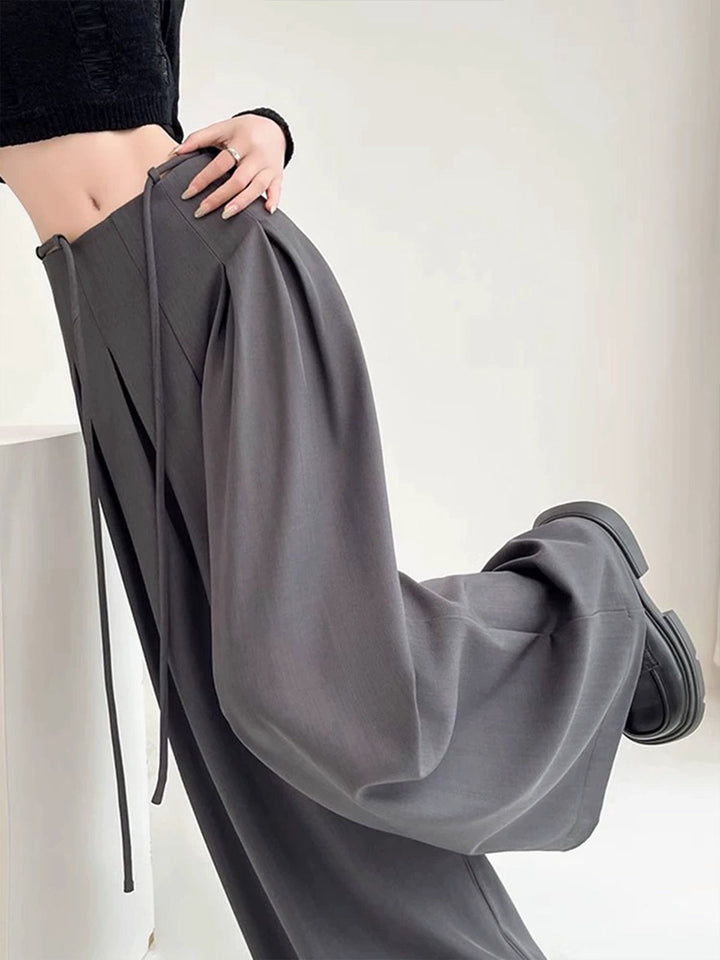 Charcoal Elegance Pleated Pantolon