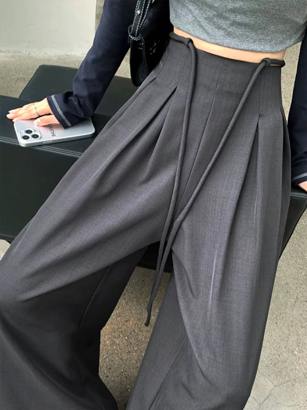 Charcoal Elegance Pleated Pantolon