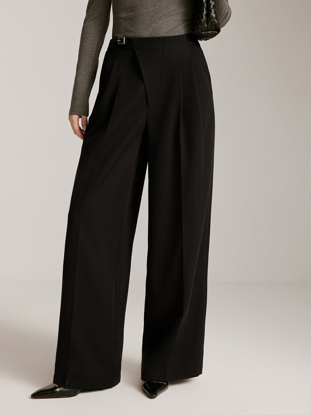 Classic Noir Wide-Leg Pantolon