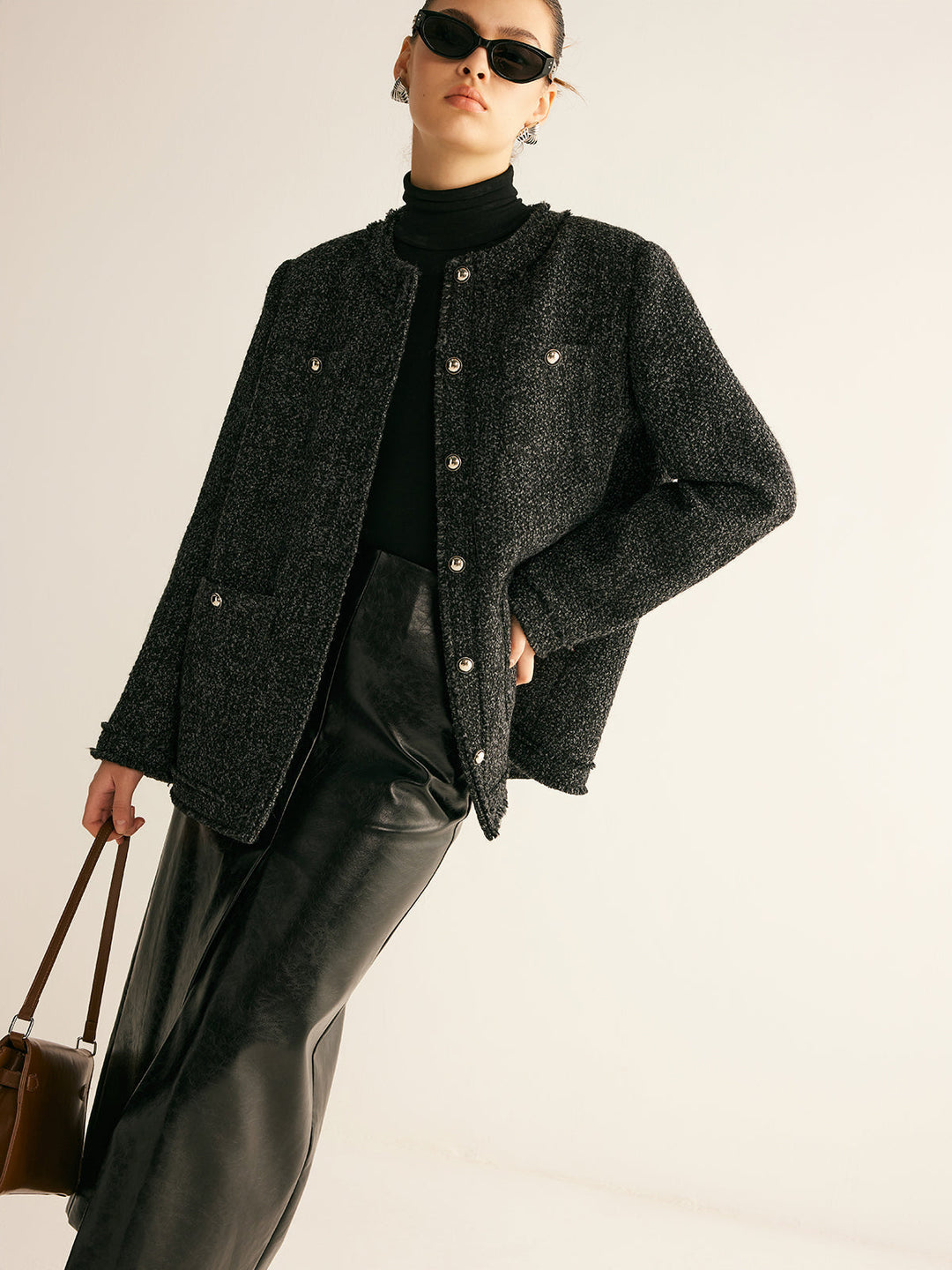 Elegant Noir Tweed Blazer