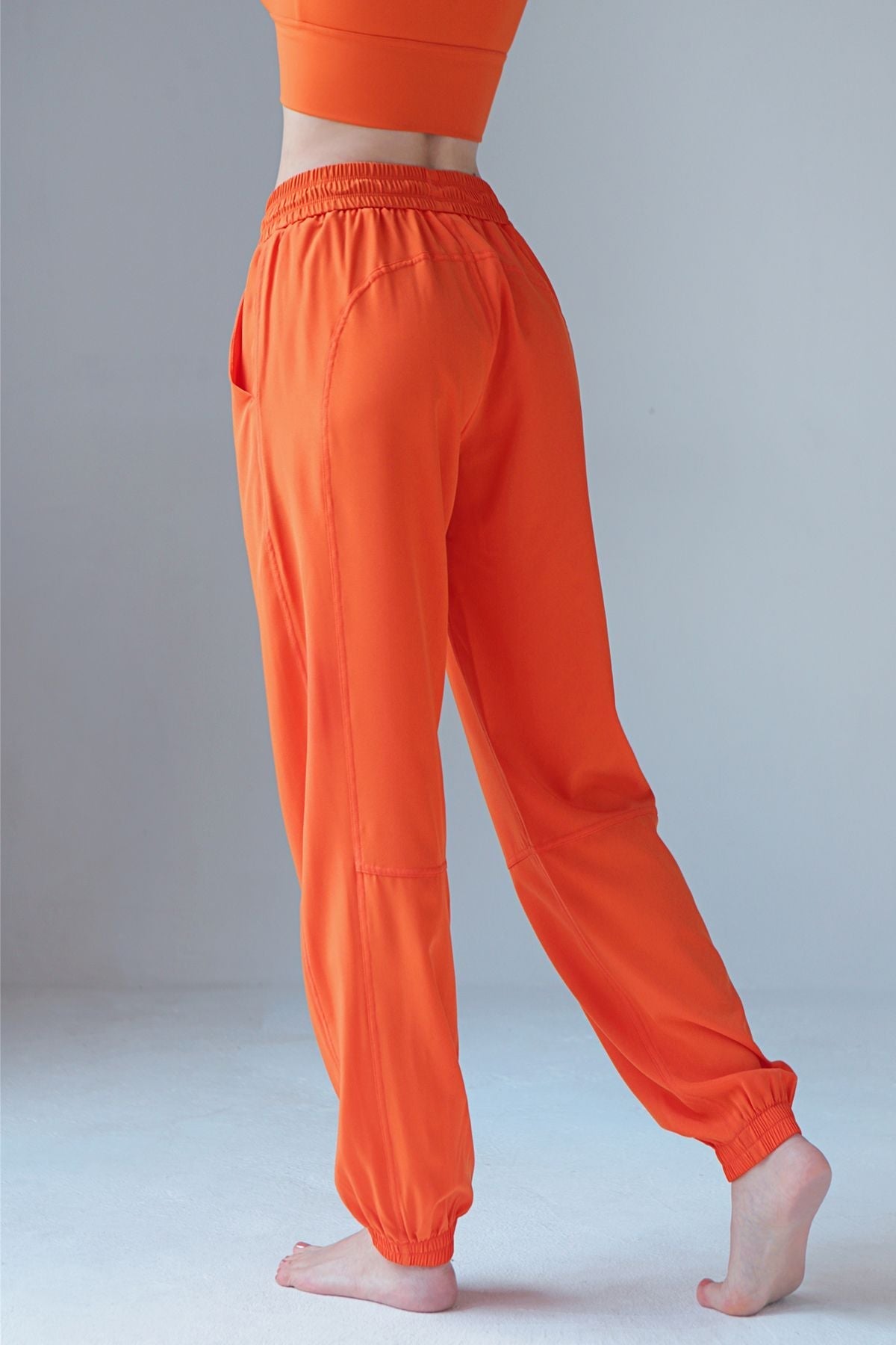 Sweatpant Cinch Bottom