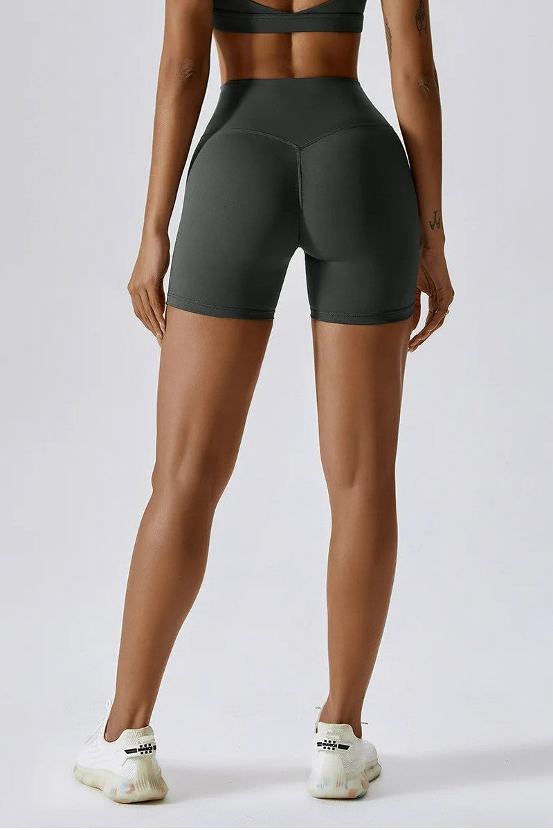 Short Esme