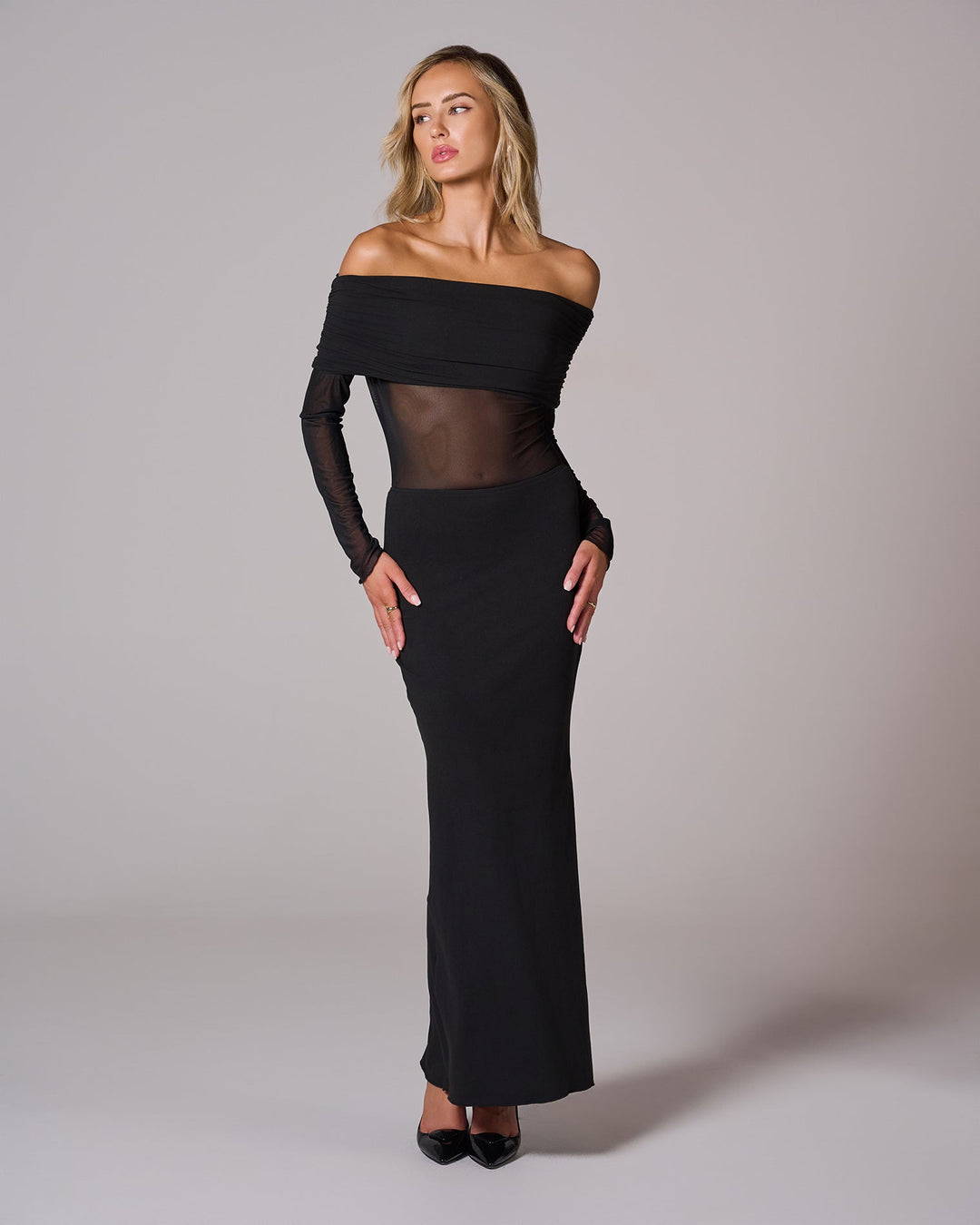 SARAH Bardot Long Sleeves Maxi Elbise