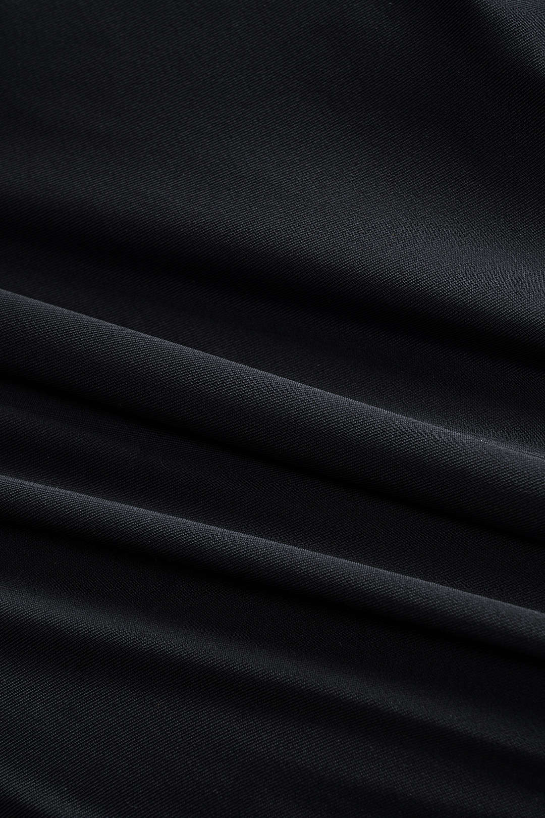 Aurora Noir – One-Piece Swimsuit
