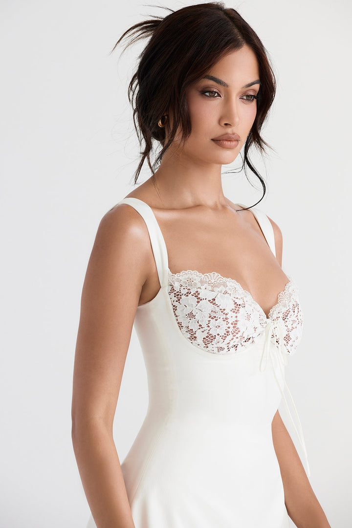 Adriana Lace Detailed Ivory Mini Elbise