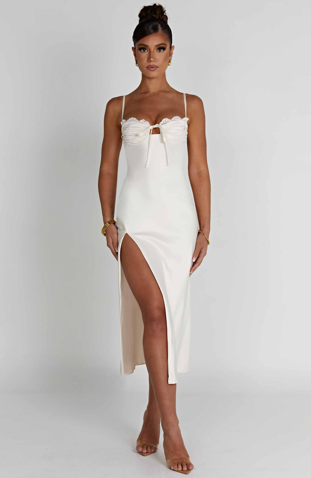 Ivory Elegance Midi Elbise