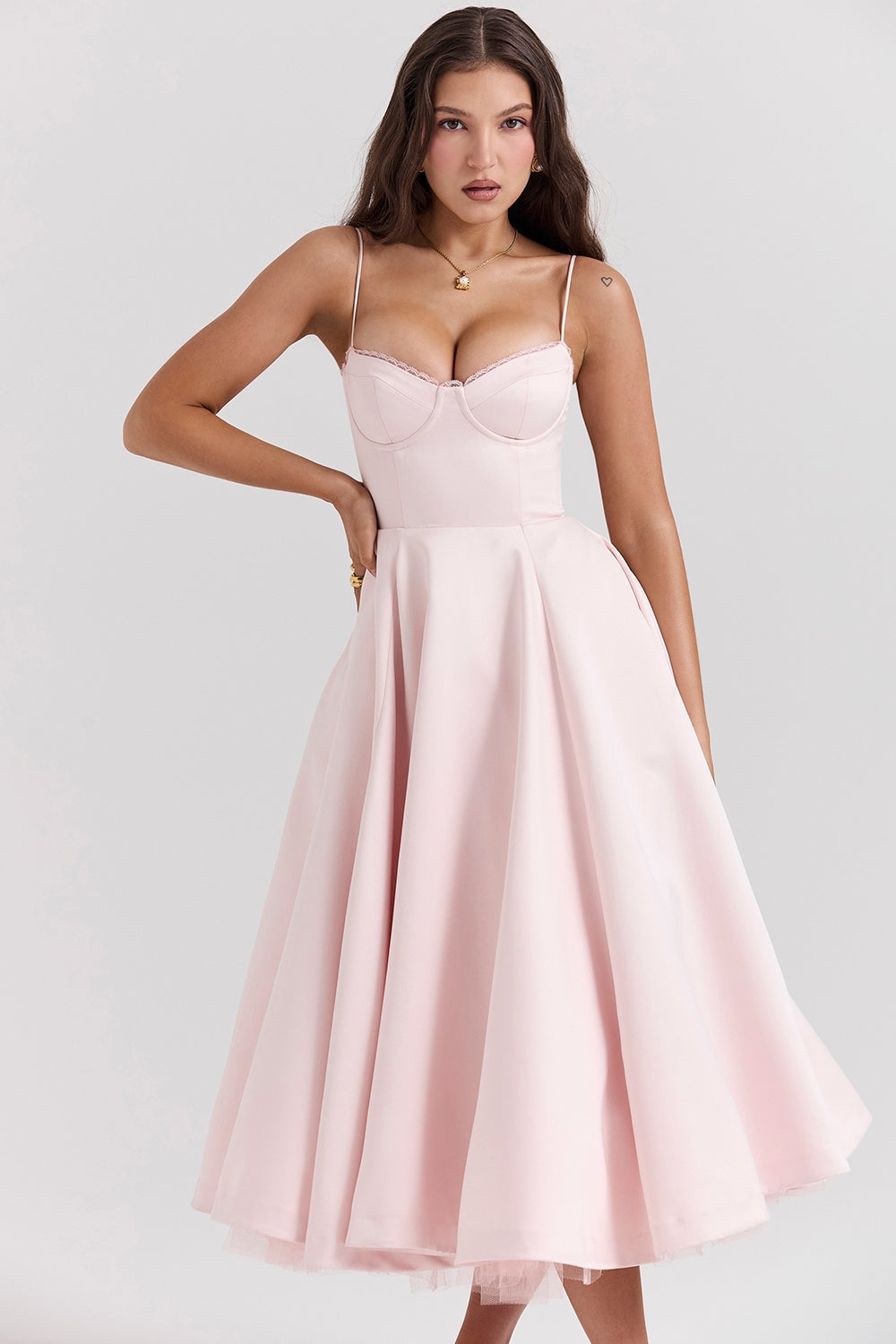 Amora Blush Satin Gown Midi Elbise