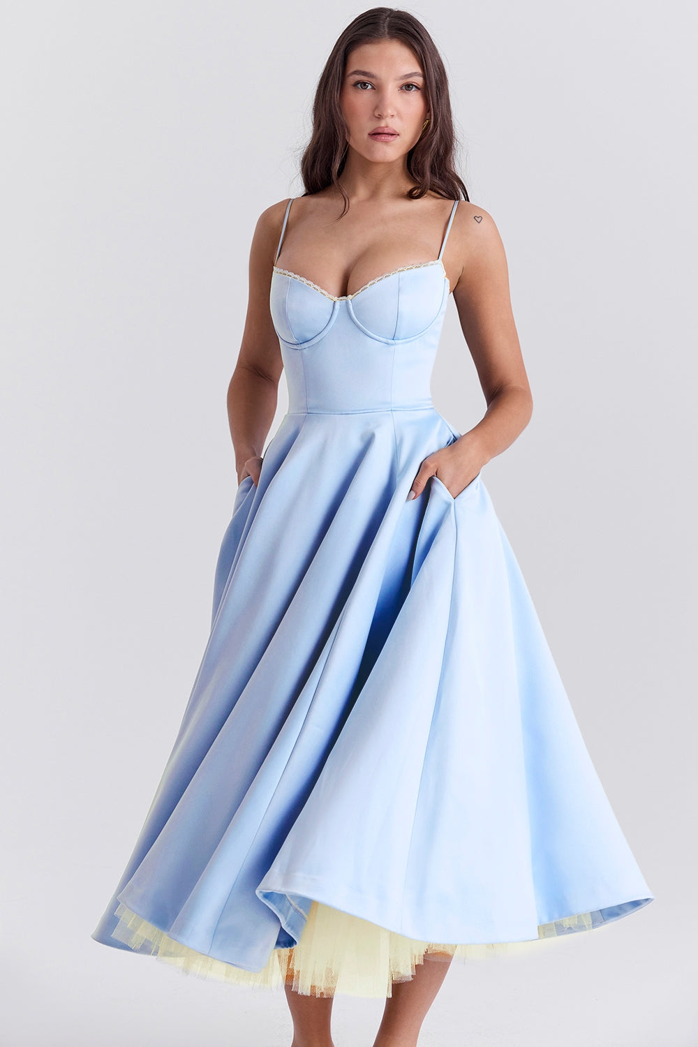 Celeste Sky Blue Graceful Gown Midi Elbise